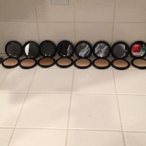 8 Glo Minerals Pressed Powders
